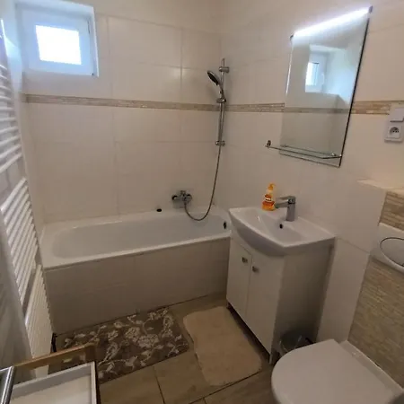 Gardens Appartments דירה *
